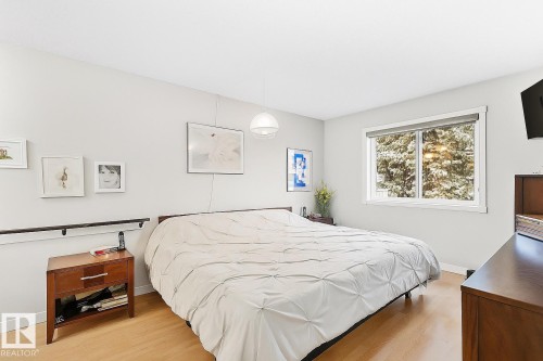 32 9704 165 Street, Edmonton, AB - Indoor Photo Showing Bedroom