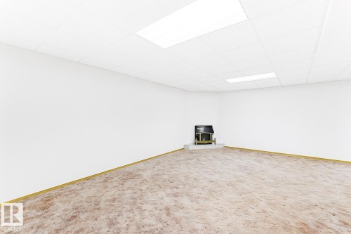 32 9704 165 Street, Edmonton, AB - Indoor Photo Showing Other Room