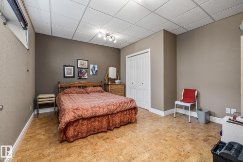 39 Hillside Terrace, Fort Saskatchewan, AB - Indoor Photo Showing Bedroom