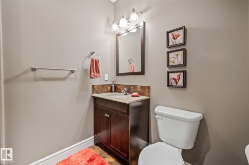 39 Hillside Terrace, Fort Saskatchewan, AB - Indoor Photo Showing Bathroom