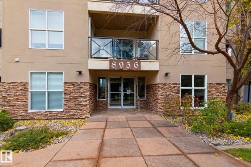 106 8956 156 Street, Edmonton, AB - Outdoor