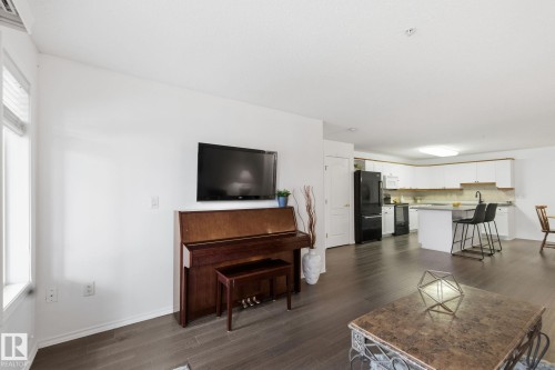106 8956 156 Street, Edmonton, AB - Indoor Photo Showing Living Room