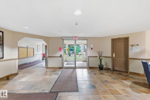 106 8956 156 Street, Edmonton, AB - Indoor Photo Showing Other Room