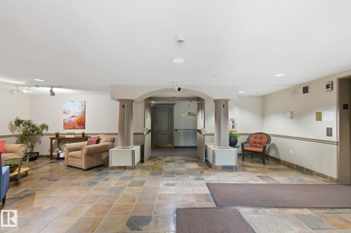 106 8956 156 Street, Edmonton, AB - Indoor