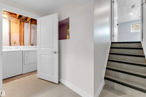 3313 43 Street, Edmonton, AB - Indoor Photo Showing Laundry Room