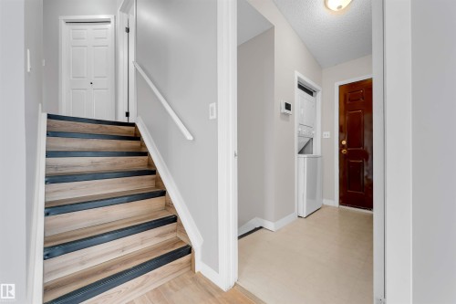 3313 43 Street, Edmonton, AB - Indoor Photo Showing Other Room