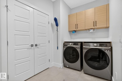 17 Evermore Crescent, St. Albert, AB - Indoor Photo Showing Laundry Room