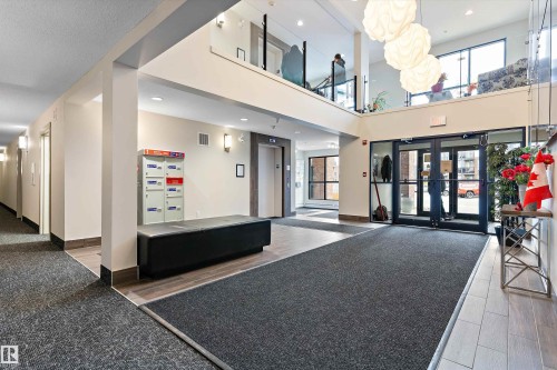 213 5510 Schonsee Drive, Edmonton, AB - Indoor Photo Showing Other Room