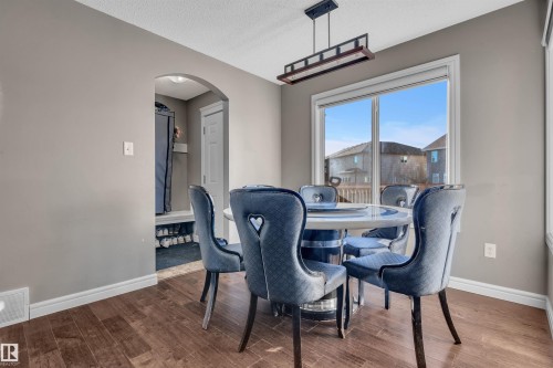 3131 14 Avenue, Edmonton, AB - Indoor Photo Showing Dining Room