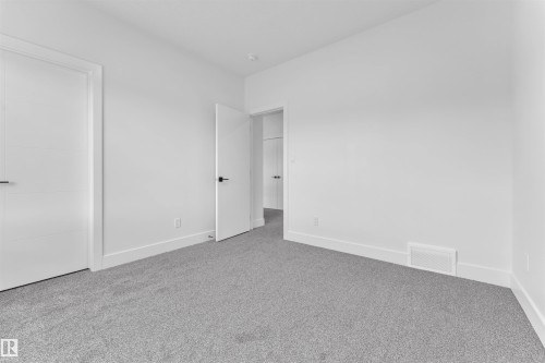 50 Hazelwood Lane, Spruce Grove, AB - Indoor Photo Showing Other Room