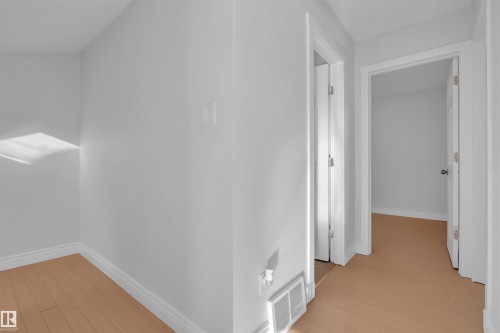 59 3221 119 Street, Edmonton, AB - Indoor Photo Showing Other Room