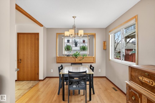 9616 154 Street, Edmonton, AB - Indoor Photo Showing Dining Room