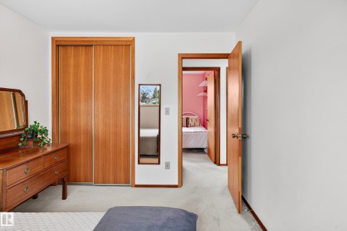 9616 154 Street, Edmonton, AB - Indoor Photo Showing Bedroom