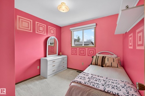 9616 154 Street, Edmonton, AB - Indoor Photo Showing Bedroom