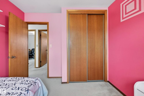 9616 154 Street, Edmonton, AB - Indoor Photo Showing Bedroom