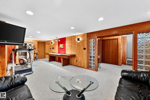 9616 154 Street, Edmonton, AB - Indoor