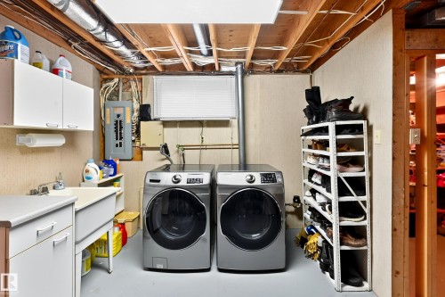 9616 154 Street, Edmonton, AB - Indoor Photo Showing Laundry Room