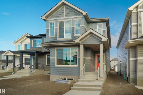 786 CY BECKER Drive  Edmonton, AB T5Y 2W4