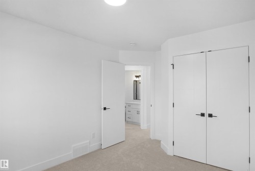 786 Cy Becker Drive, Edmonton, AB - Indoor Photo Showing Other Room