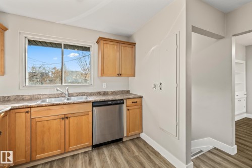 13311 Dovercourt Avenue, Edmonton, AB - Indoor Photo Showing Kitchen With Double Sink