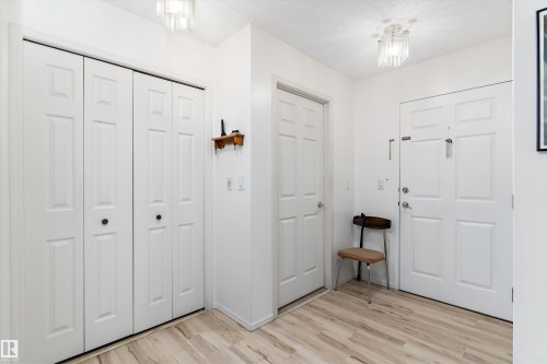 209 10915 21 Avenue, Edmonton, AB - Indoor Photo Showing Other Room