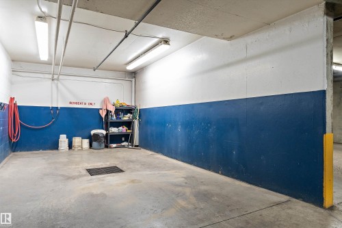 209 10915 21 Avenue, Edmonton, AB - Indoor