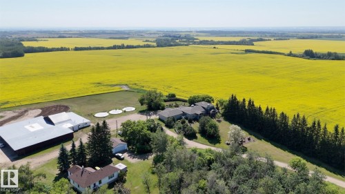 21203 18 Street, Edmonton, AB 