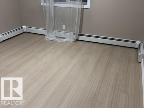 106 111 Watt Common Sw, Edmonton, AB - Indoor Photo Showing Other Room