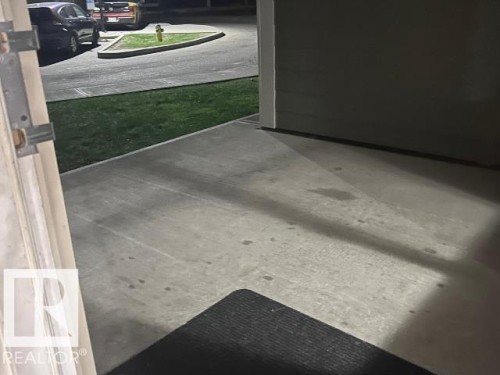 106 111 Watt Common Sw, Edmonton, AB -  Photo Showing Garage