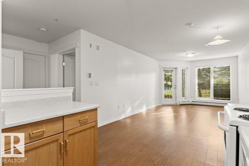 104 2741 55 Street, Edmonton, AB - Indoor