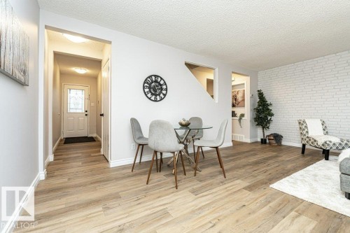 13229 85 Street, Edmonton, AB - Indoor