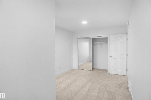7235 182 Avenue, Edmonton, AB - Indoor Photo Showing Other Room