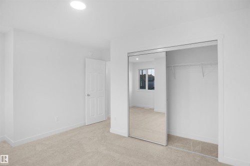 7235 182 Avenue, Edmonton, AB - Indoor Photo Showing Other Room