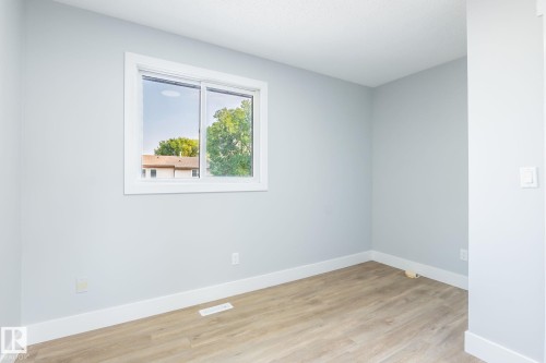 2309 85 Street, Edmonton, AB - Indoor Photo Showing Other Room