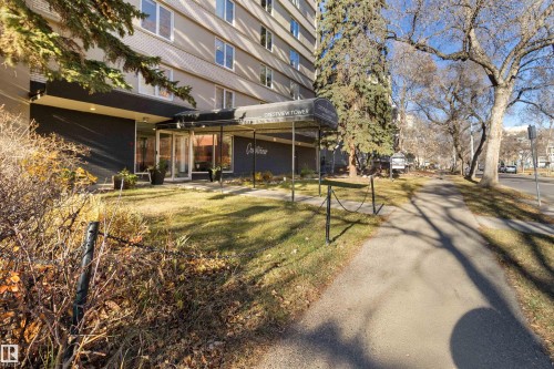 1401 9816 112 Street  Edmonton, AB T5K 1L5
