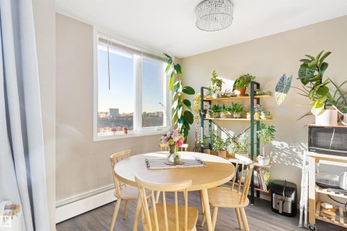 1401 9816 112 Street, Edmonton, AB - Indoor Photo Showing Dining Room