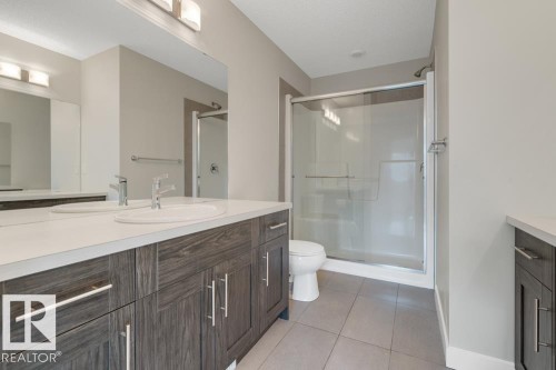 4250 Chichak Close, Edmonton, AB - Indoor Photo Showing Bathroom
