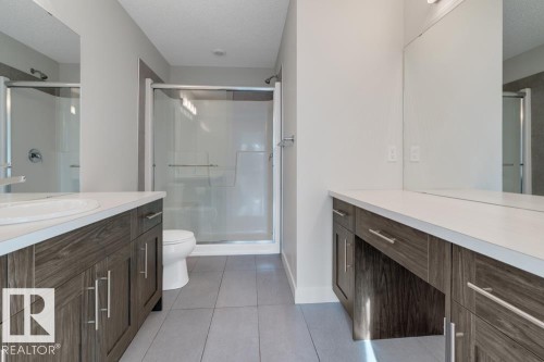 4250 Chichak Close, Edmonton, AB - Indoor Photo Showing Bathroom