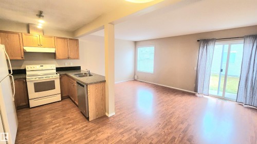 181 230 Edwards Drive, Edmonton, AB - Indoor Photo Showing Kitchen With Double Sink