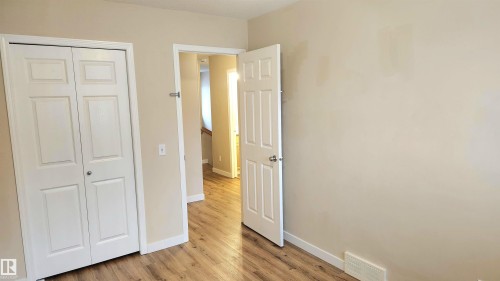181 230 Edwards Drive, Edmonton, AB - Indoor Photo Showing Other Room