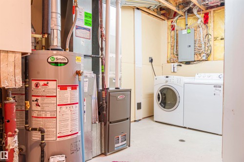 536 Leger Way, Edmonton, AB - Indoor Photo Showing Laundry Room
