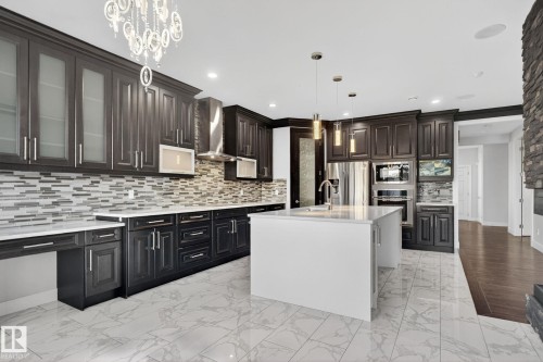 8536 19 Avenue, Edmonton, AB - Indoor Photo Showing Kitchen With Upgraded Kitchen