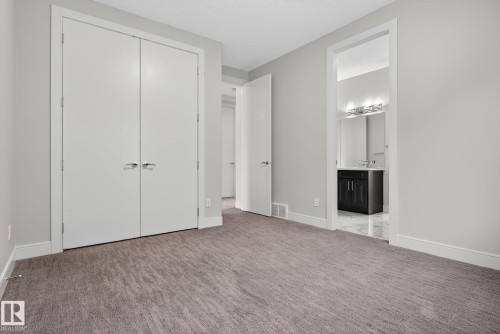 8536 19 Avenue, Edmonton, AB - Indoor Photo Showing Other Room