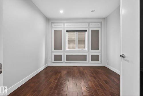 8536 19 Avenue, Edmonton, AB - Indoor Photo Showing Other Room