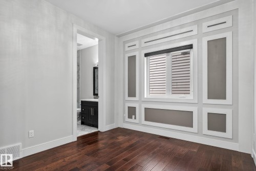 8536 19 Avenue, Edmonton, AB - Indoor Photo Showing Other Room