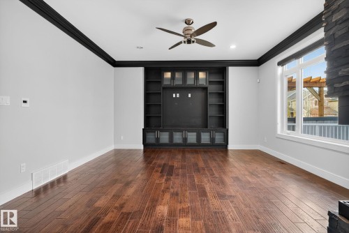 8536 19 Avenue, Edmonton, AB - Indoor Photo Showing Other Room