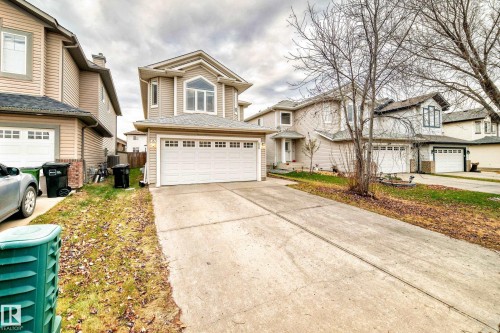 5930 165 Avenue, Edmonton, AB - Outdoor With Facade
