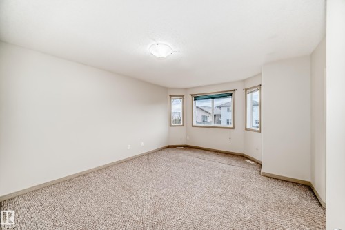 5930 165 Avenue, Edmonton, AB - Indoor Photo Showing Other Room
