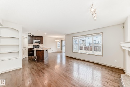 5930 165 Avenue, Edmonton, AB - Indoor