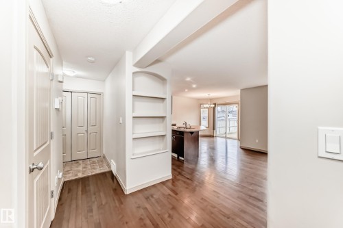 5930 165 Avenue, Edmonton, AB - Indoor Photo Showing Other Room